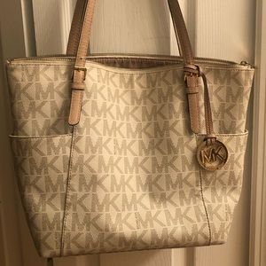 Michael Kors tote